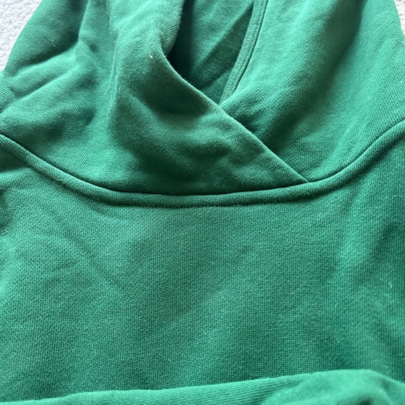 Lululemon relaxed cropped hoodie - Picture 2 of 4